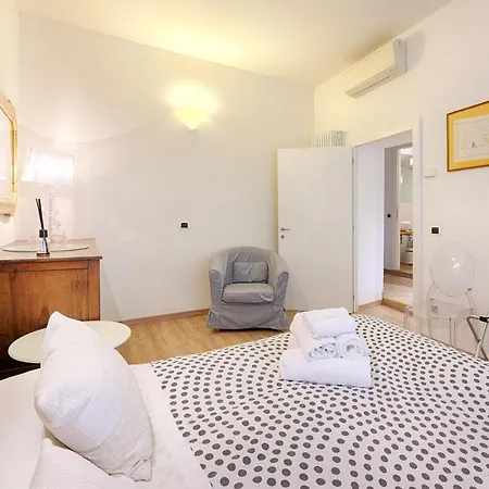 Palazzo Lenzi Apartment