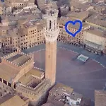 Palazzo Lenzi 아파트 시에나
