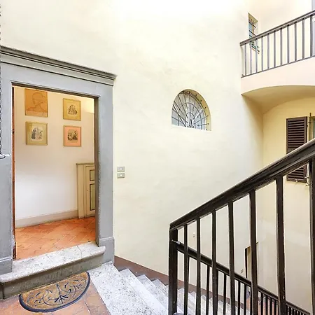 Palazzo Lenzi 公寓 *