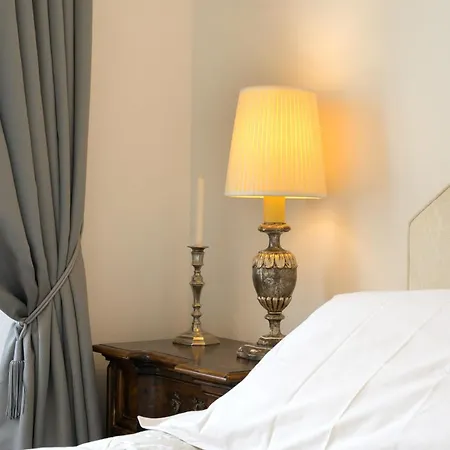 Palazzo Lenzi Apartmán *