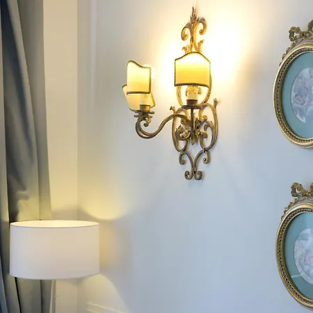 Palazzo Lenzi 아파트 *