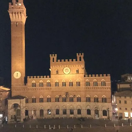 Palazzo Lenzi *